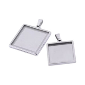 Hangerkastje met hangeroog. RVS  vierkant  15*15 mm